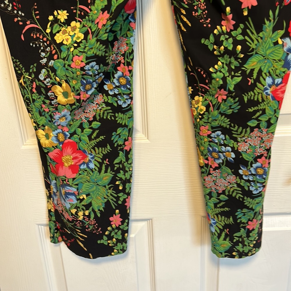 Soft Surroundings Black Floral Cropped Pants - Picture 6 of 13